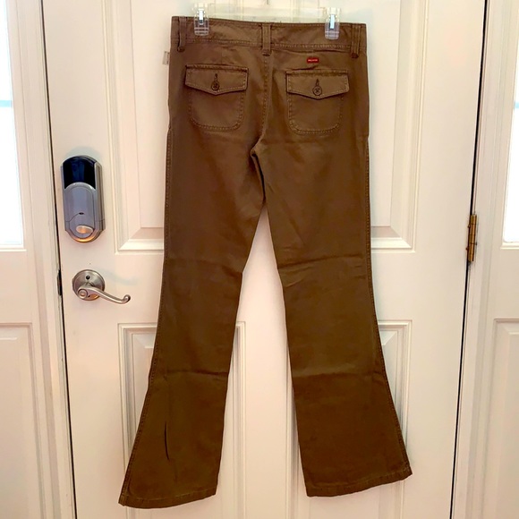 Hollister Size 7 Flares. Super soft! - Picture 2 of 3